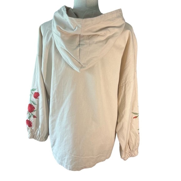 NWT Zaful Embroidered Rose Hooded Jacket, 3/4 Sleeve, Lightweight, Tan, size XL - Picture 5 of 10